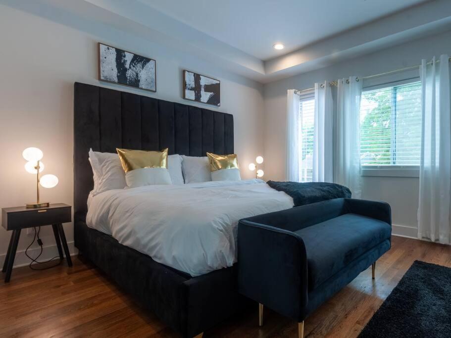 Five75lux Atl King Bed & Game Downtown Vakantiehuis